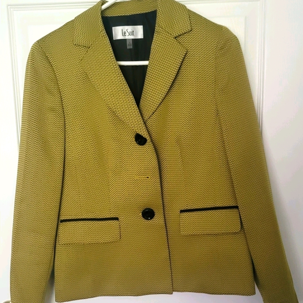 Le Suit Olive with Black Trim Blazer
